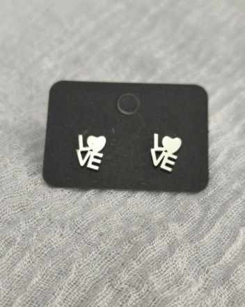 35 σκουλαρικια LOVE (1)